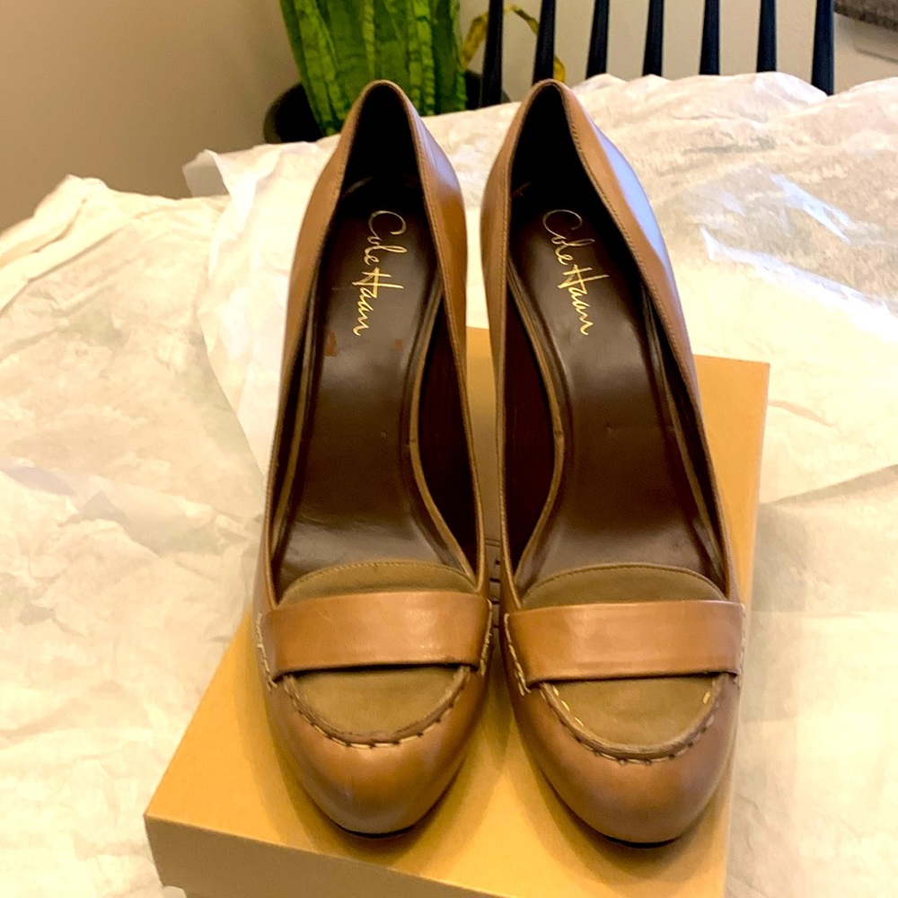 Cole Haan Leather Heels 11M